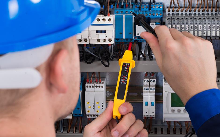 recherche électricien Paris 13